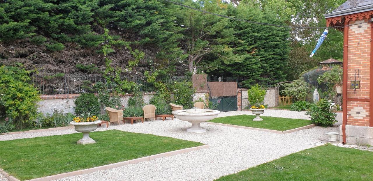 La Maison Leonard Blere Luaran gambar