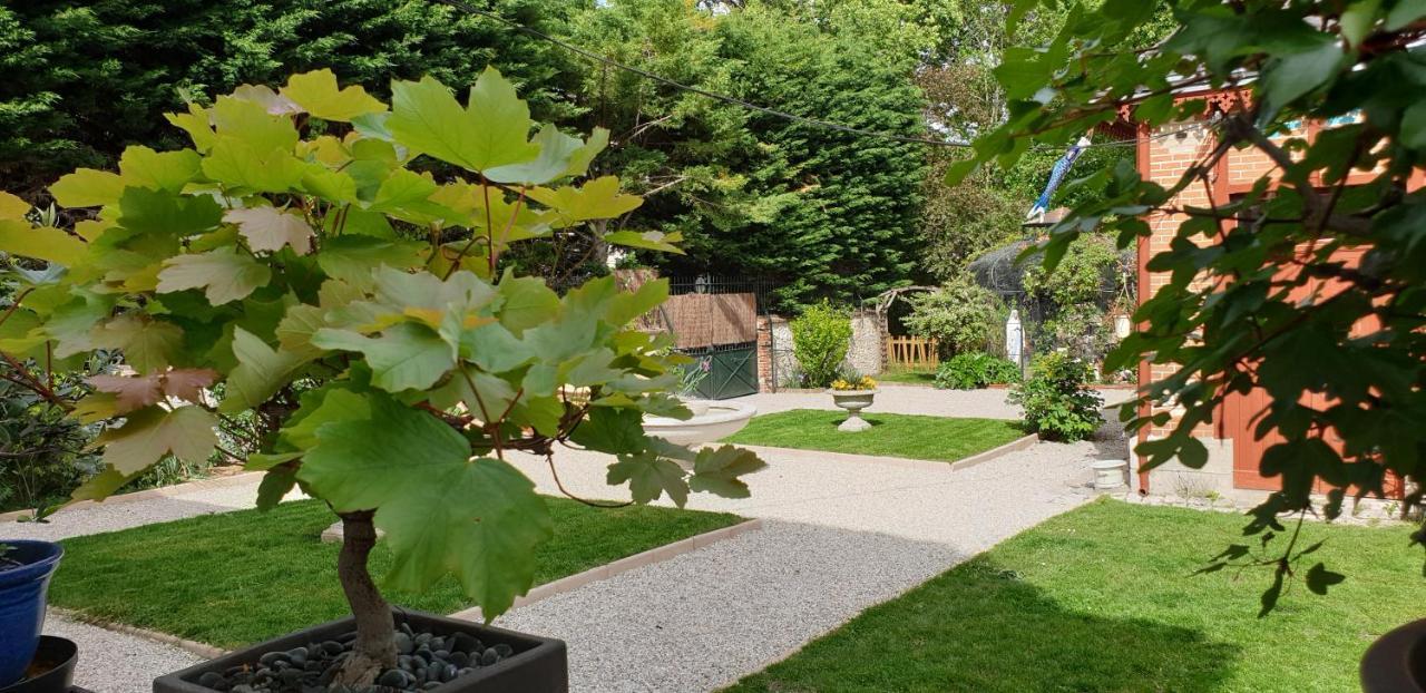 La Maison Leonard Blere Luaran gambar